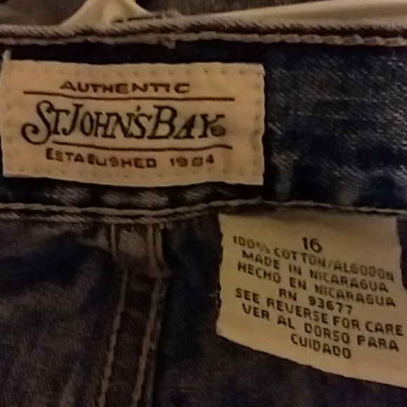 St John's Bay Denim Capris Size 16 - Picture 3 of 3